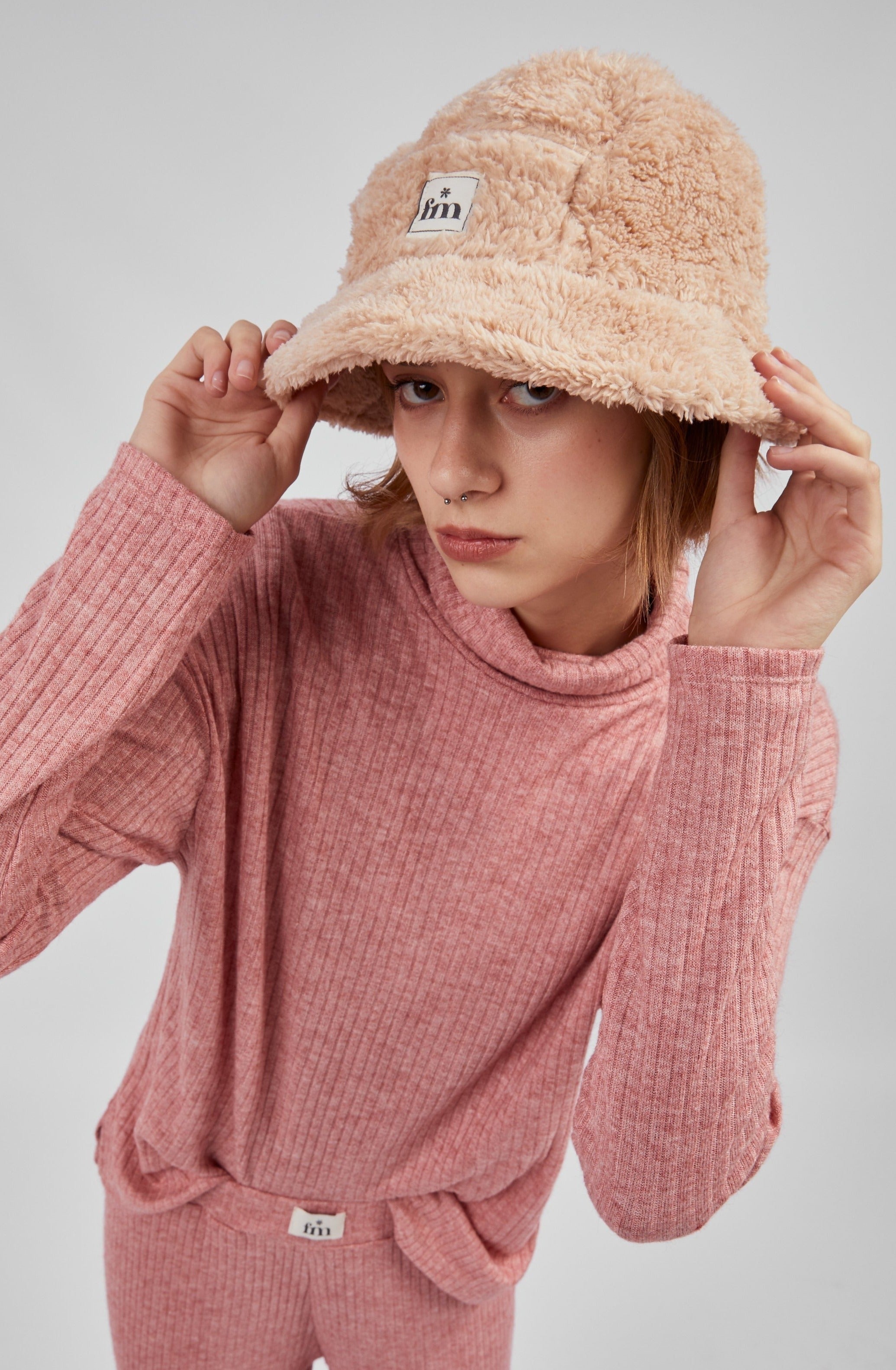 Bucket Hat Teddy
